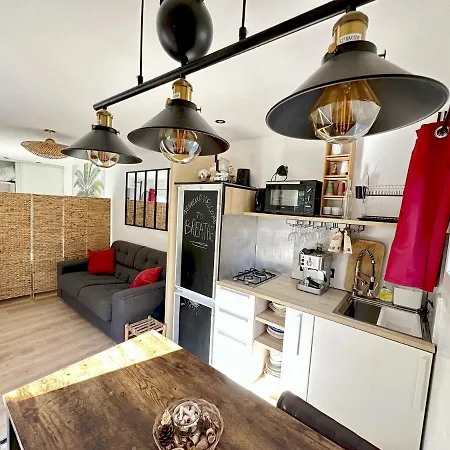 Breathe Guest-house *